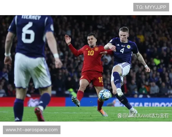 足球盛宴：全球顶级联赛激战正酣，球迷热情高涨，谁将书写新的传奇篇章