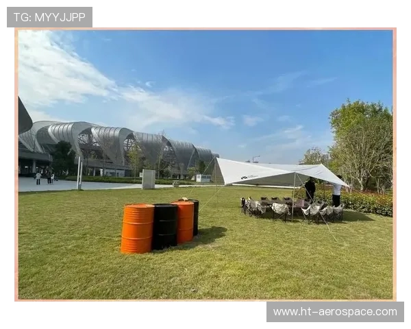 科学飞盘技术训练方法探索与实践提升运动表现的全面指南 科学飞盘技术训练方法探索与实践提升运动表现的全面指南