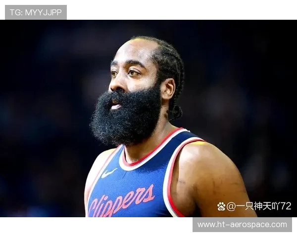 哈登与威金斯的对决谁能在赛场上笑到最后引发球迷热议 哈登与威金斯的对决谁能在赛场上笑到最后引发球迷热议