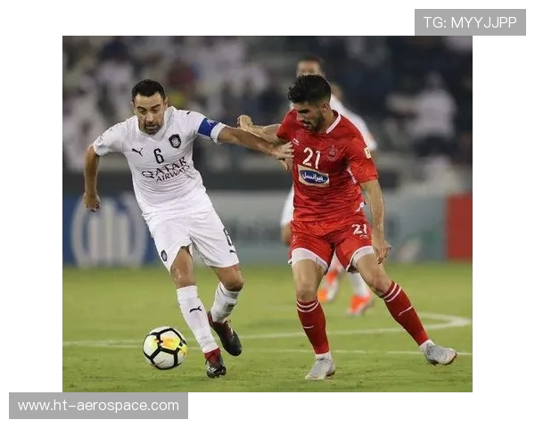 塔什干棉农与柏斯的精彩对决揭示了足球战术与团队合作的重要性